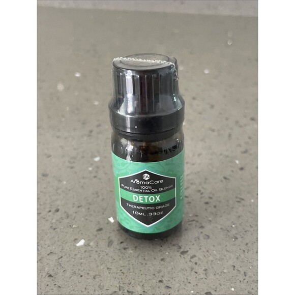 AromaCare Therapeutic Grade DETOX 10mL Essential Oil Blend NEW lemon, peppermint - Picture 1 of 5